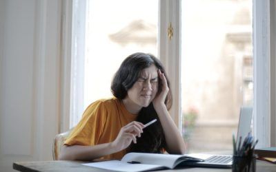 Acúfenos o tinnitus: qué causa el ruido diario dentro de tú oído y cómo ponerle remedio.